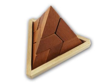 Pyramidenpuzzle im Holzrahmen