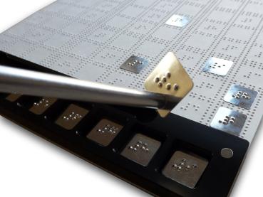 Braille Sudoku mit Magnetstift