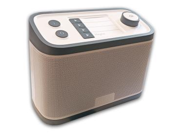 Ansicht des Radios von schräg vorn
