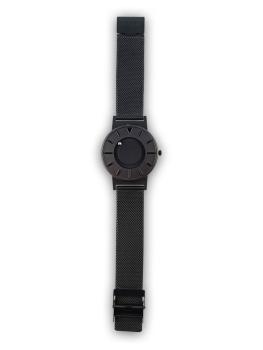 Gesamtansicht der schwarz-matten taktilen Armbanduhr