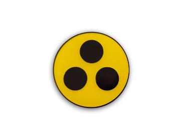 Frontansicht des Ansteckers